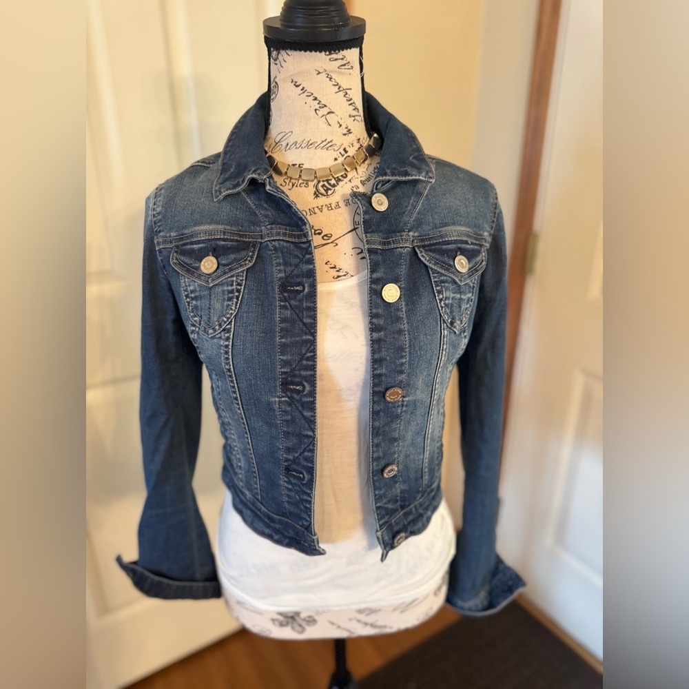 White House Black Market Denim Crop Jacket size 00